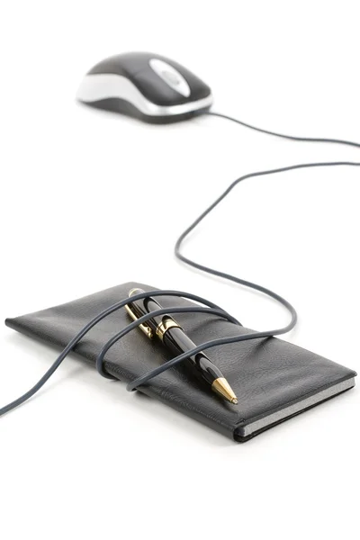 Checkbook and computer mouse — Stock Photo, Image