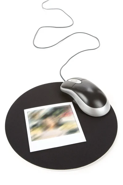 Фотографія та комп'ютерна миша — стокове фото