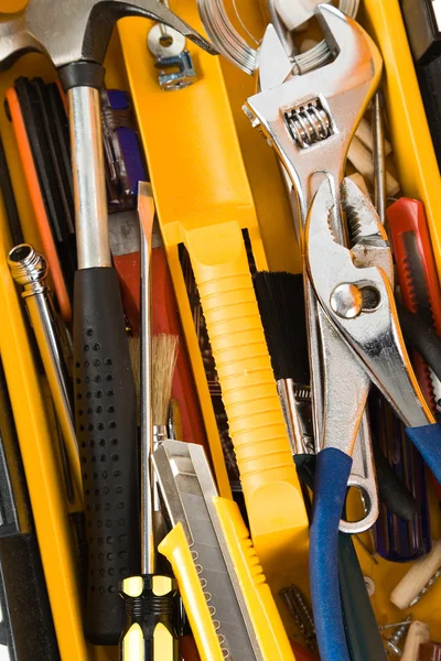 Caja de herramientas amarilla — Foto de Stock
