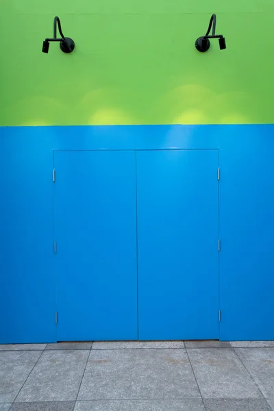 Mavi kapı — Stok fotoğraf