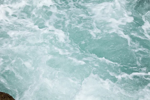 Белая вода — стоковое фото