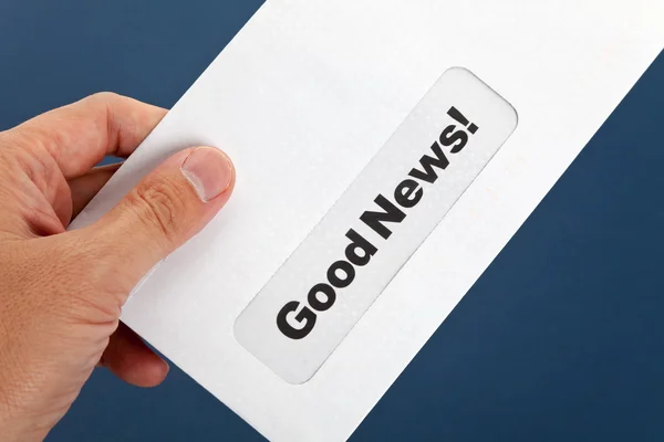 Καλές ειδήσεις και φάκελος — Φωτογραφία Αρχείου