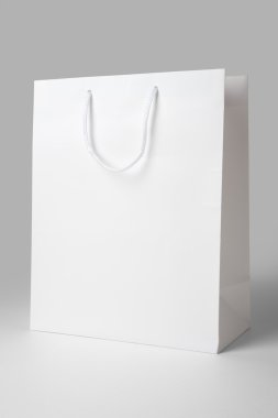 Beyaz alışveriş çantası