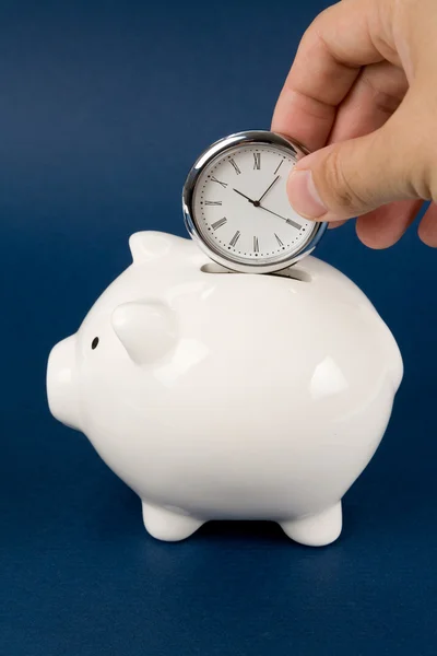 Piggy Bank e Relógio — Fotografia de Stock