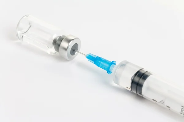 注射器和疫苗接种 — 图库照片