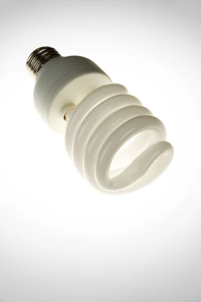 Kompakt fluorescerande glödlampa — Stockfoto