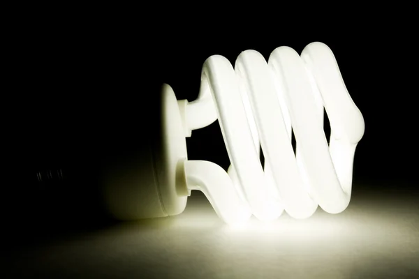 Żarówka świetlówki kompaktowe — Zdjęcie stockowe
