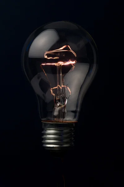 Heldere gloeilamp — Stockfoto