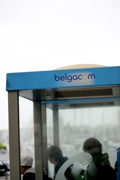 Belgacom telefon kulübesi Belçika — Stok fotoğraf