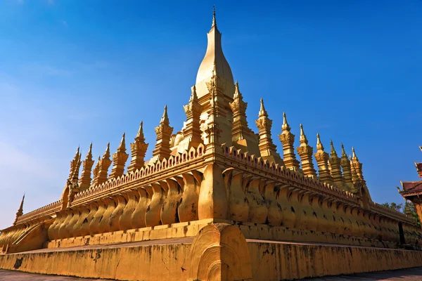 Храм Пха That Luang — стоковое фото