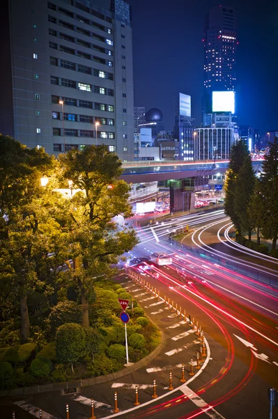 Stadt Nacht Szene in Tokio lizenzfreie Stockfotos