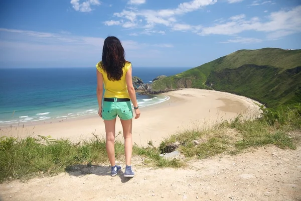 Donna sulla spiaggia di Torimbia — Foto Stock