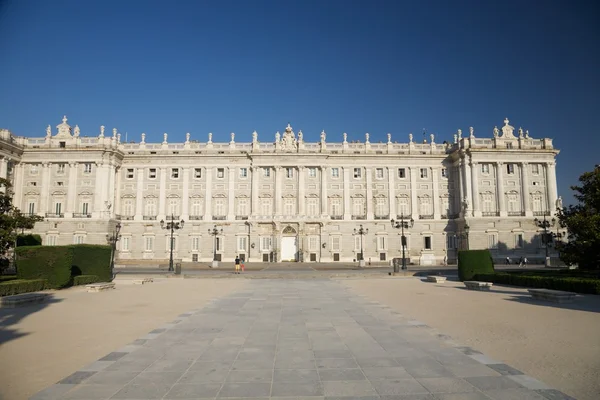 Madrid královský palác fronta — Stock fotografie
