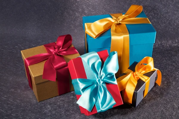 Groep van kleur geschenkdozen — Stockfoto