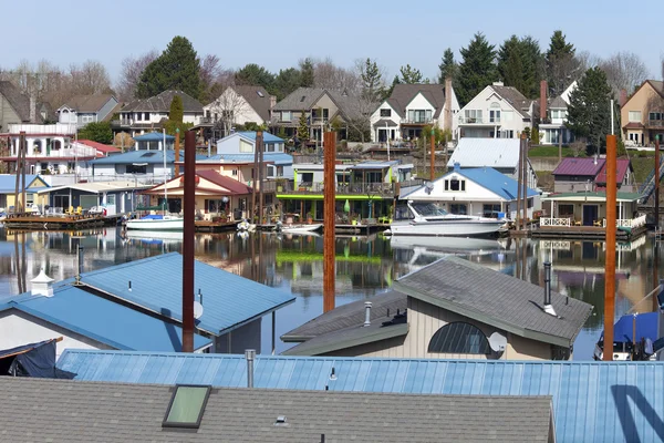 A community on the river and land, Portland OR. — Stock Photo, Image