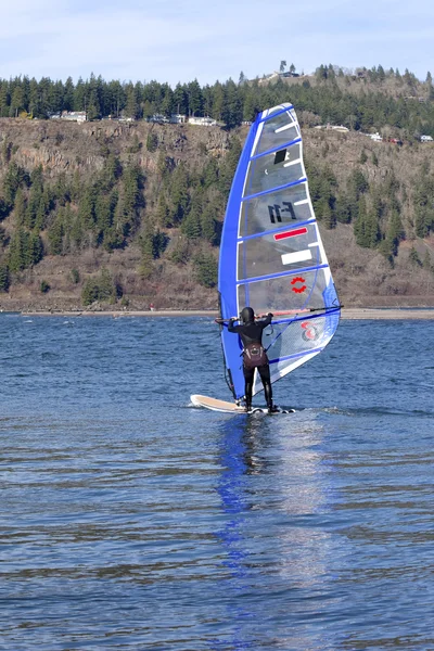 Wind surfing in Hood River Oregon. — Stock Photo, Image
