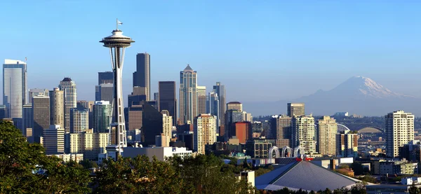 Seattle skyline panorama at sunset. Royalty Free Stock Images