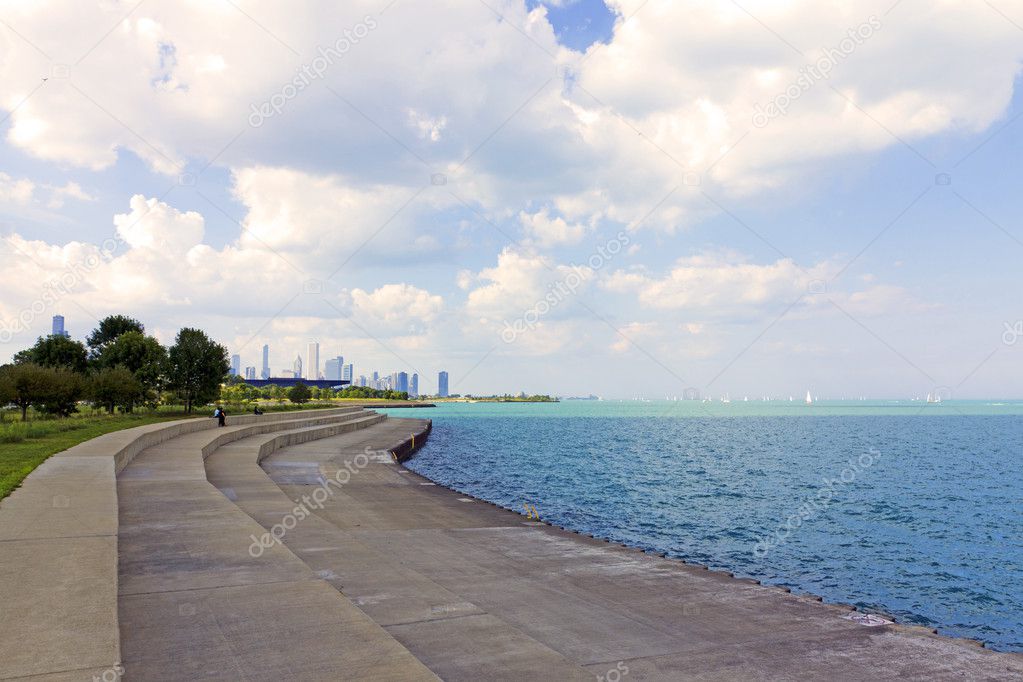Bicycle path with downtown chicago in background