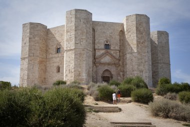 Castel del Monte Apulia clipart