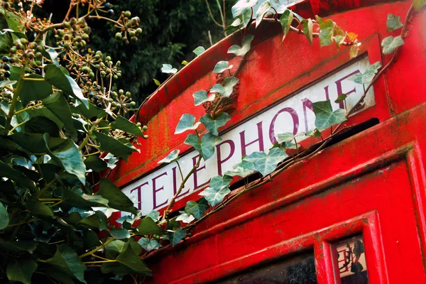Londra kırmızı telefon kulübesi — Stok fotoğraf