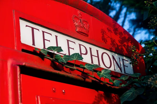 ロンドンの赤い電話ボックス — ストック写真