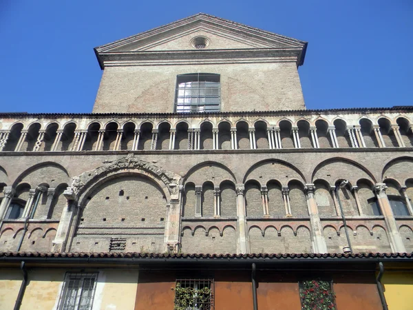 Square trento und trieste in ferrara - italien — Stockfoto