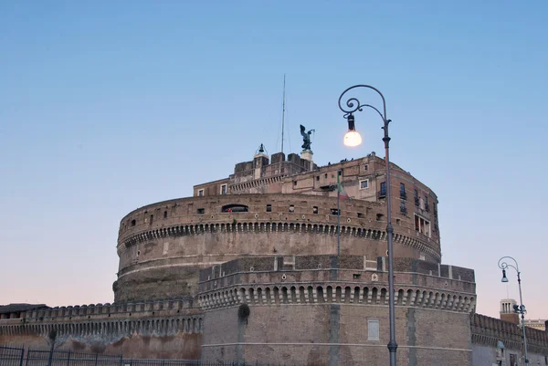 Вид на замок Сант-Анджело в Риме — стоковое фото