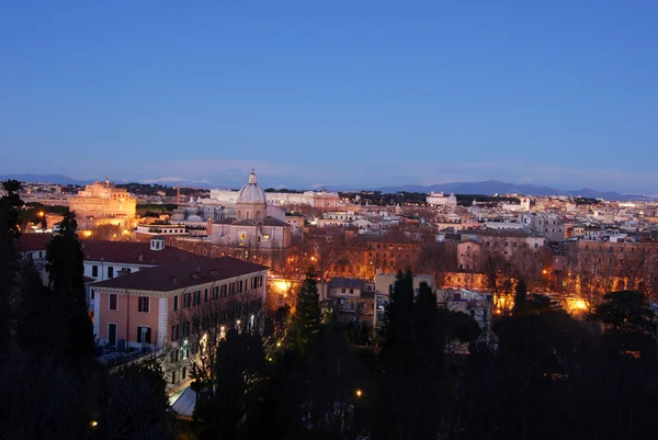 Landskapet i Rom genom natten — Stockfoto