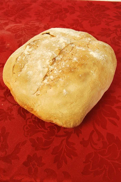 Brot zu Hause gebacken — Stockfoto