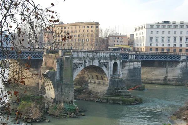 Stad van rome - Tibereiland - Italië 049 — Stockfoto