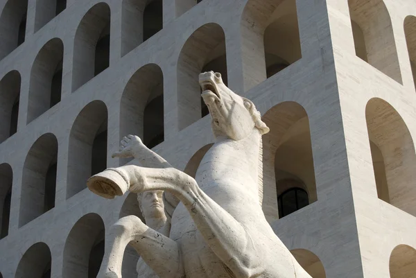 Rom Eur (Palace of Civilization 038) - Rom - Italien — Stockfoto