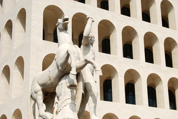 Рим Eur (палац цивілізації 007) - Рим - Італія — стокове фото