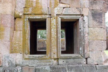 phanom basamak, Tayland