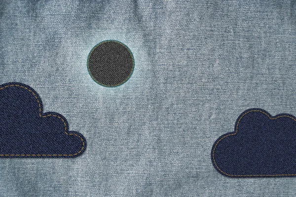 Luna con nube su jeans — Foto Stock