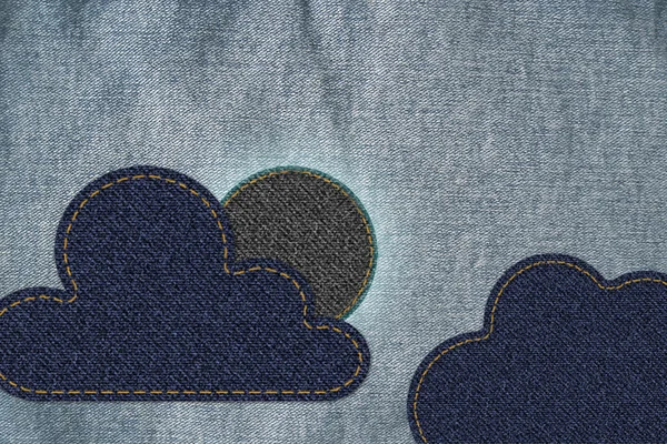 Moon med moln på jean — Stockfoto