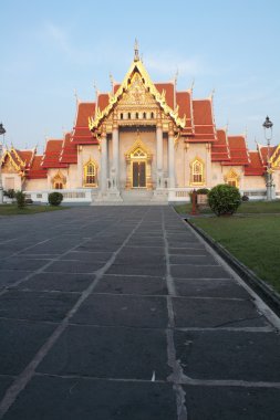 WAT benchamabophit, Tapınak, Tayland