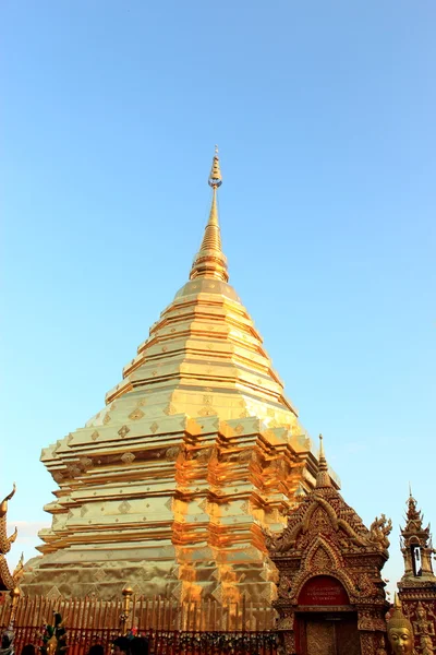 Wat Phra, hogy Doi Suthep — Stock Fotó
