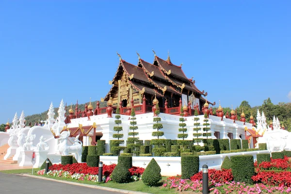Horkumluang zlatý hrad chiangmai, Thajsko — Stock fotografie