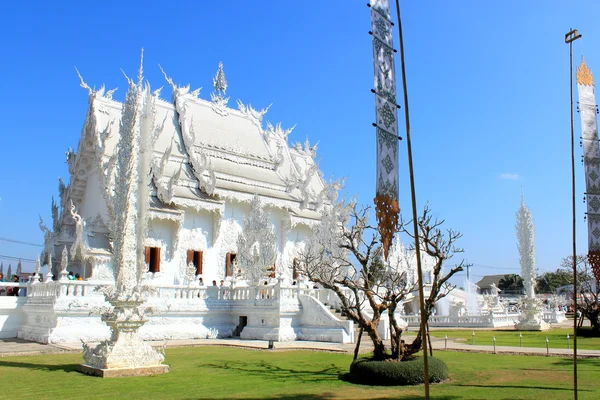 白の寺院ワット ロン クン チェンライ タイ — ストック写真