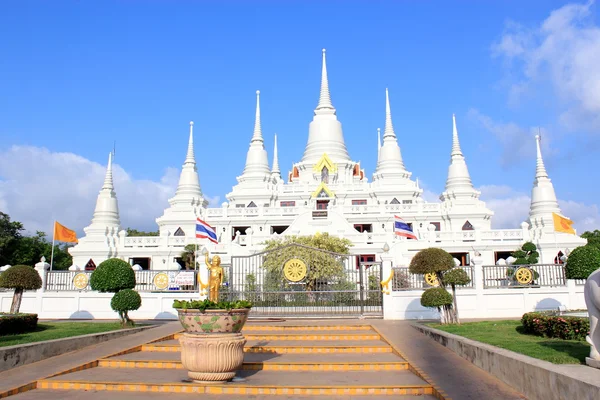 Thai pagoda. Wat Asokaram, Sumutpakran, Thaiföld — Stock Fotó