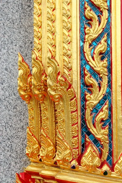 Finestra laterale del tempio in Thailandia — Foto Stock