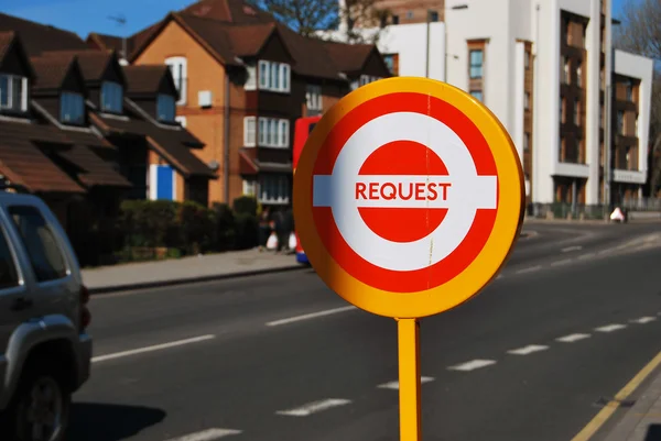 Londra otobüs dur işareti — Stok fotoğraf