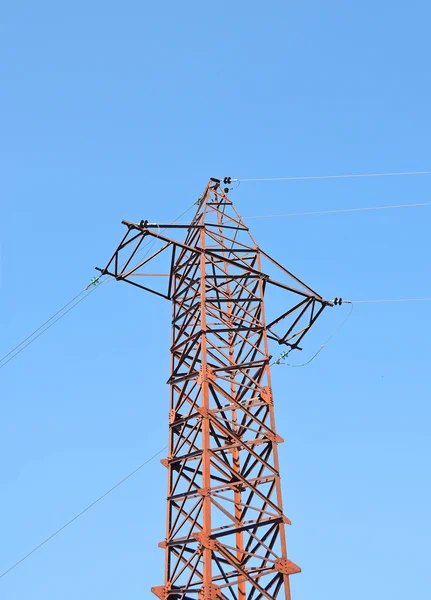 Línea eléctrica de alto voltaje — Foto de Stock