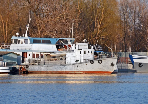 Motor ship at small river harbor — Stock Photo, Image