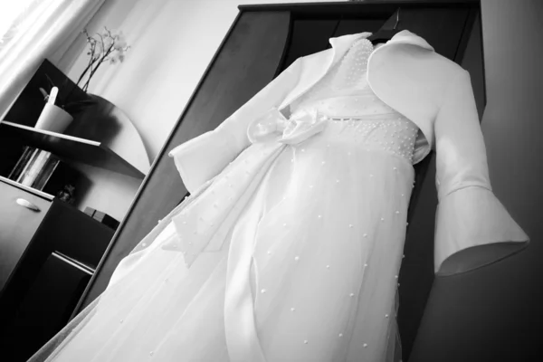 Wedding dress hanging — Stock Photo, Image