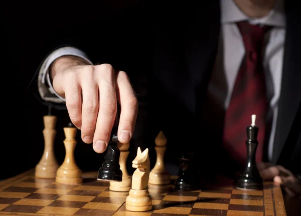 Üzletember játszik sakk — Stock Fotó