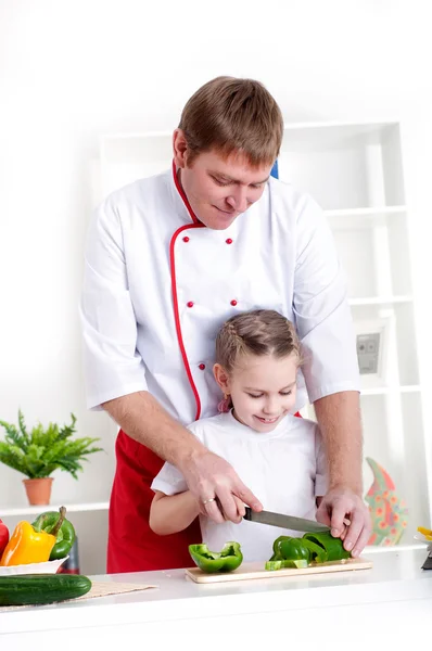 Family cooking together — Stock Photo, Image