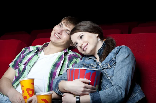 Para w kinie — Zdjęcie stockowe