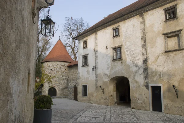 Velho edifício de meia-idade, sloveina — Fotografia de Stock