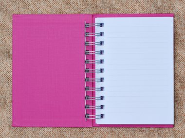 pembe notebook